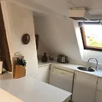 Apartamento Med Adgang Til Idyllisk Have